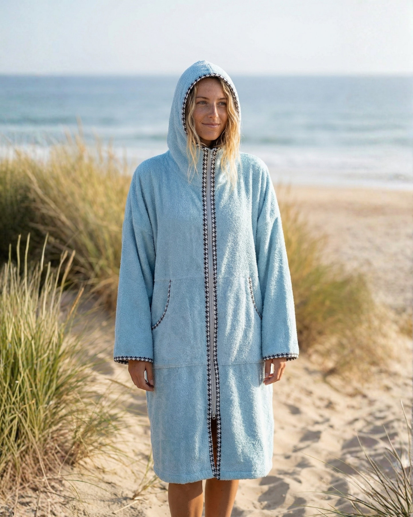 Strandbademantel mit Reißverschluss und Streifen