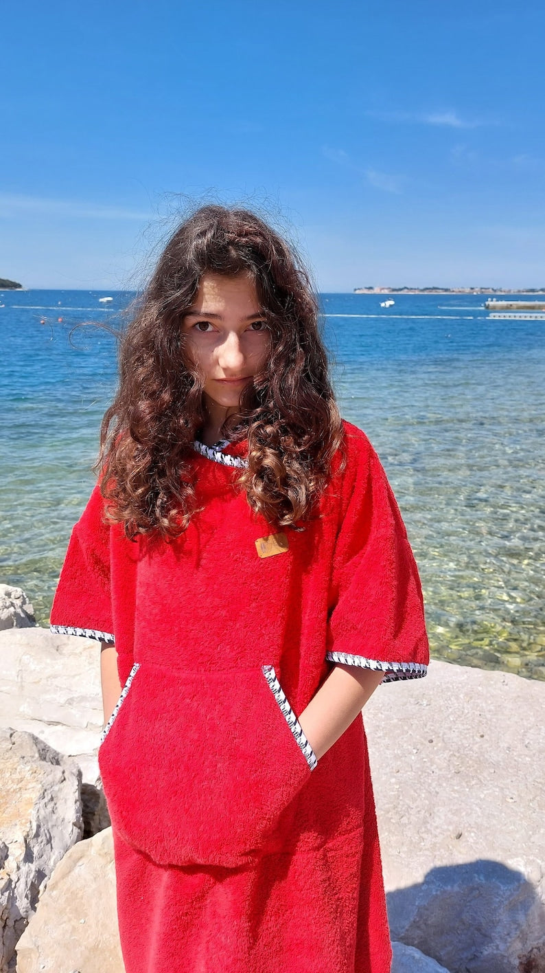 Ponczo kąpielowe Simply Red dla dzieci i dorosłych